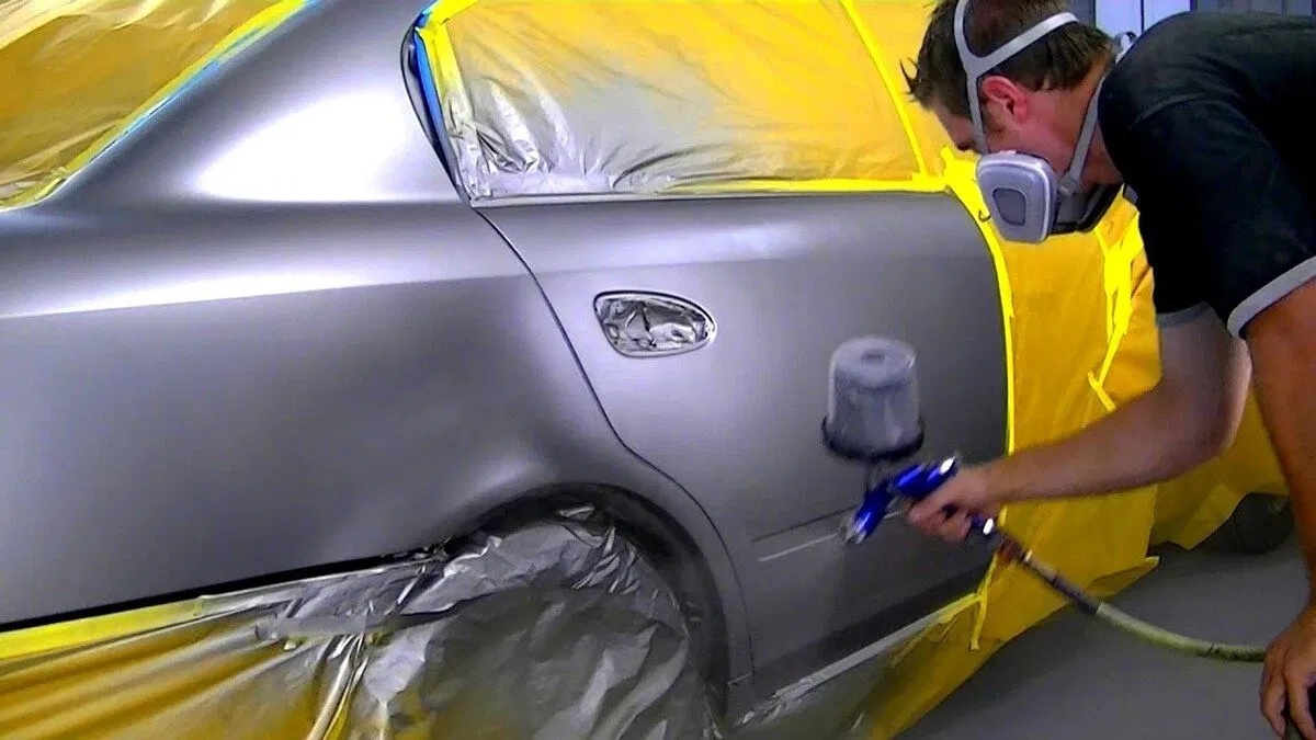 5 Factors to Consider Before Deciding to Repaint Your Car