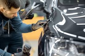 4 Tips to Consider When Choosing an Auto Body Repair Shop